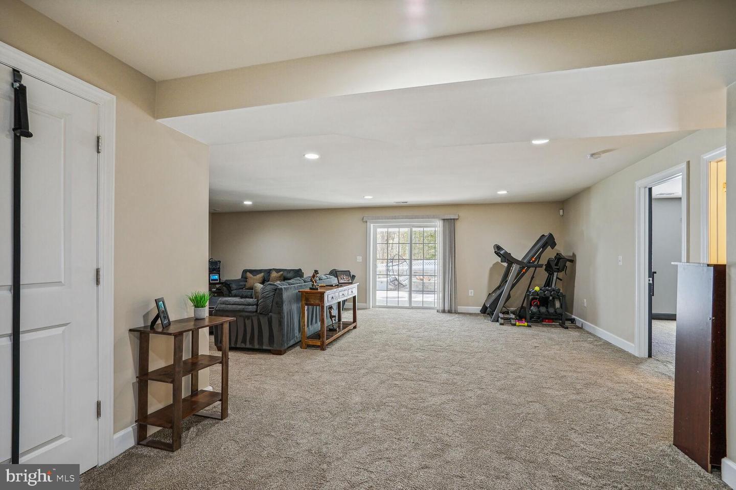548 GLADIOLA WAY, STAFFORD, Virginia 22554, 6 Bedrooms Bedrooms, ,4 BathroomsBathrooms,Residential,For sale,548 GLADIOLA WAY,VAST2037846 MLS # VAST2037846