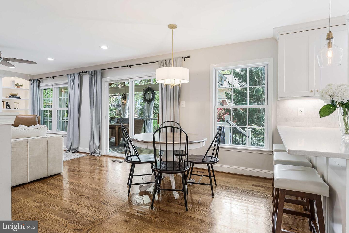 9013 PARLIAMENT DR, BURKE, Virginia 22015, 5 Bedrooms Bedrooms, ,2 BathroomsBathrooms,Residential,For sale,9013 PARLIAMENT DR,VAFX2234460 MLS # VAFX2234460