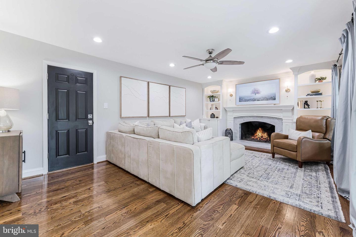 9013 PARLIAMENT DR, BURKE, Virginia 22015, 5 Bedrooms Bedrooms, ,2 BathroomsBathrooms,Residential,For sale,9013 PARLIAMENT DR,VAFX2234460 MLS # VAFX2234460