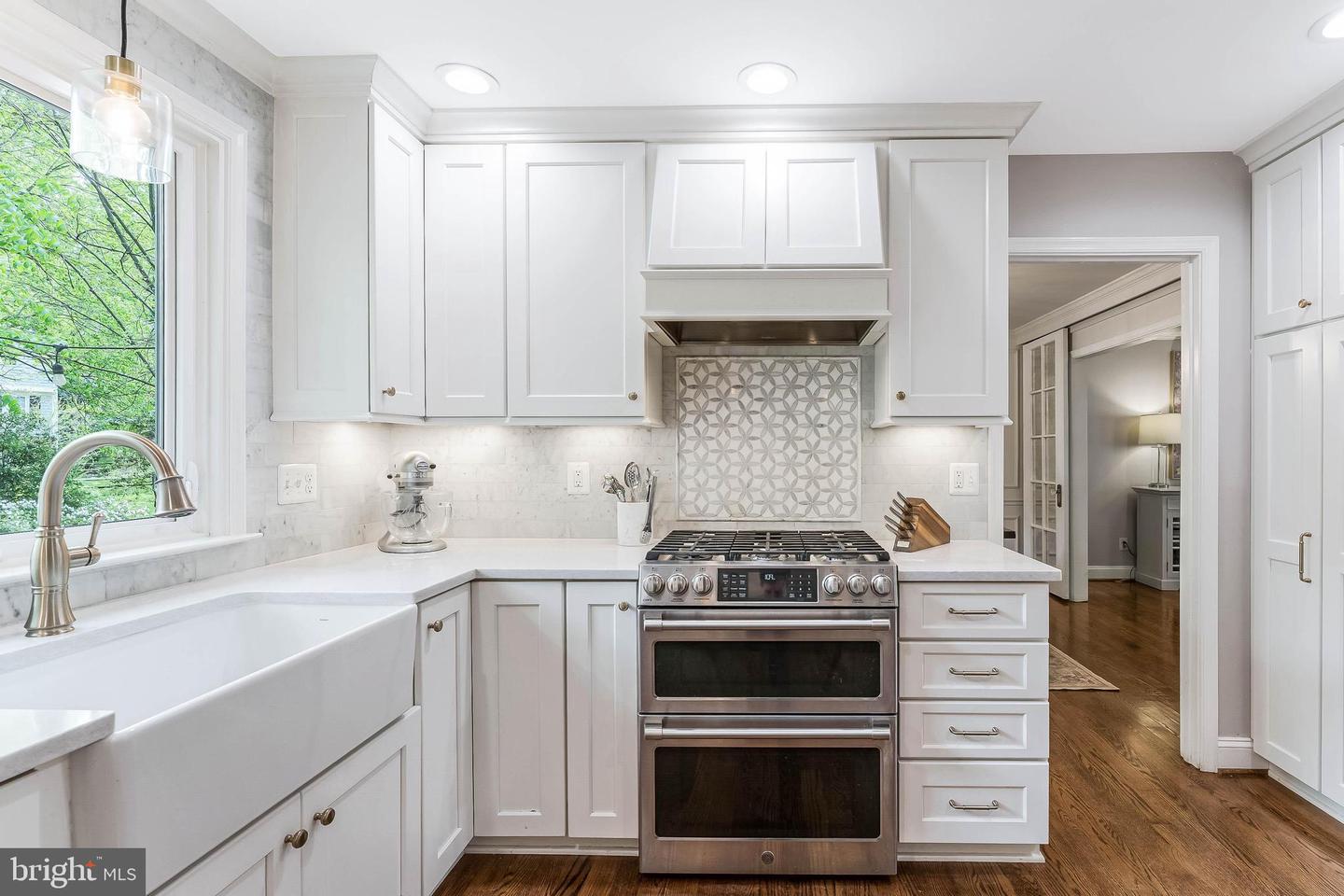 9013 PARLIAMENT DR, BURKE, Virginia 22015, 5 Bedrooms Bedrooms, ,2 BathroomsBathrooms,Residential,For sale,9013 PARLIAMENT DR,VAFX2234460 MLS # VAFX2234460
