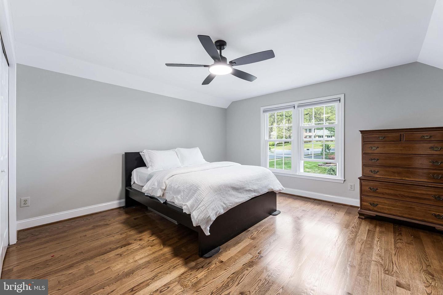 9013 PARLIAMENT DR, BURKE, Virginia 22015, 5 Bedrooms Bedrooms, ,2 BathroomsBathrooms,Residential,For sale,9013 PARLIAMENT DR,VAFX2234460 MLS # VAFX2234460