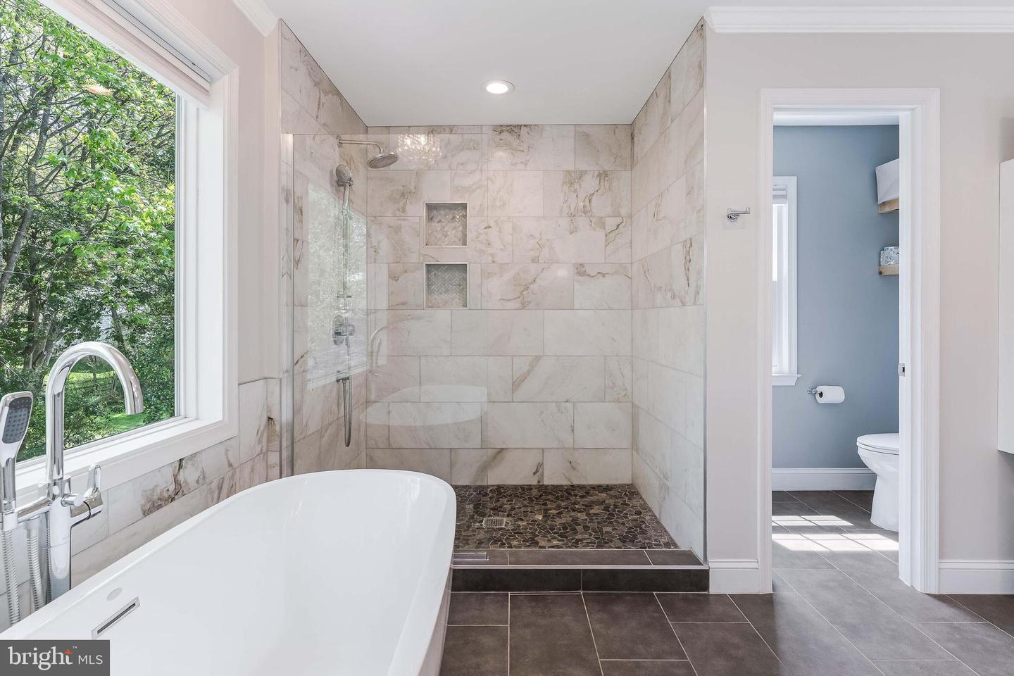 9013 PARLIAMENT DR, BURKE, Virginia 22015, 5 Bedrooms Bedrooms, ,2 BathroomsBathrooms,Residential,For sale,9013 PARLIAMENT DR,VAFX2234460 MLS # VAFX2234460