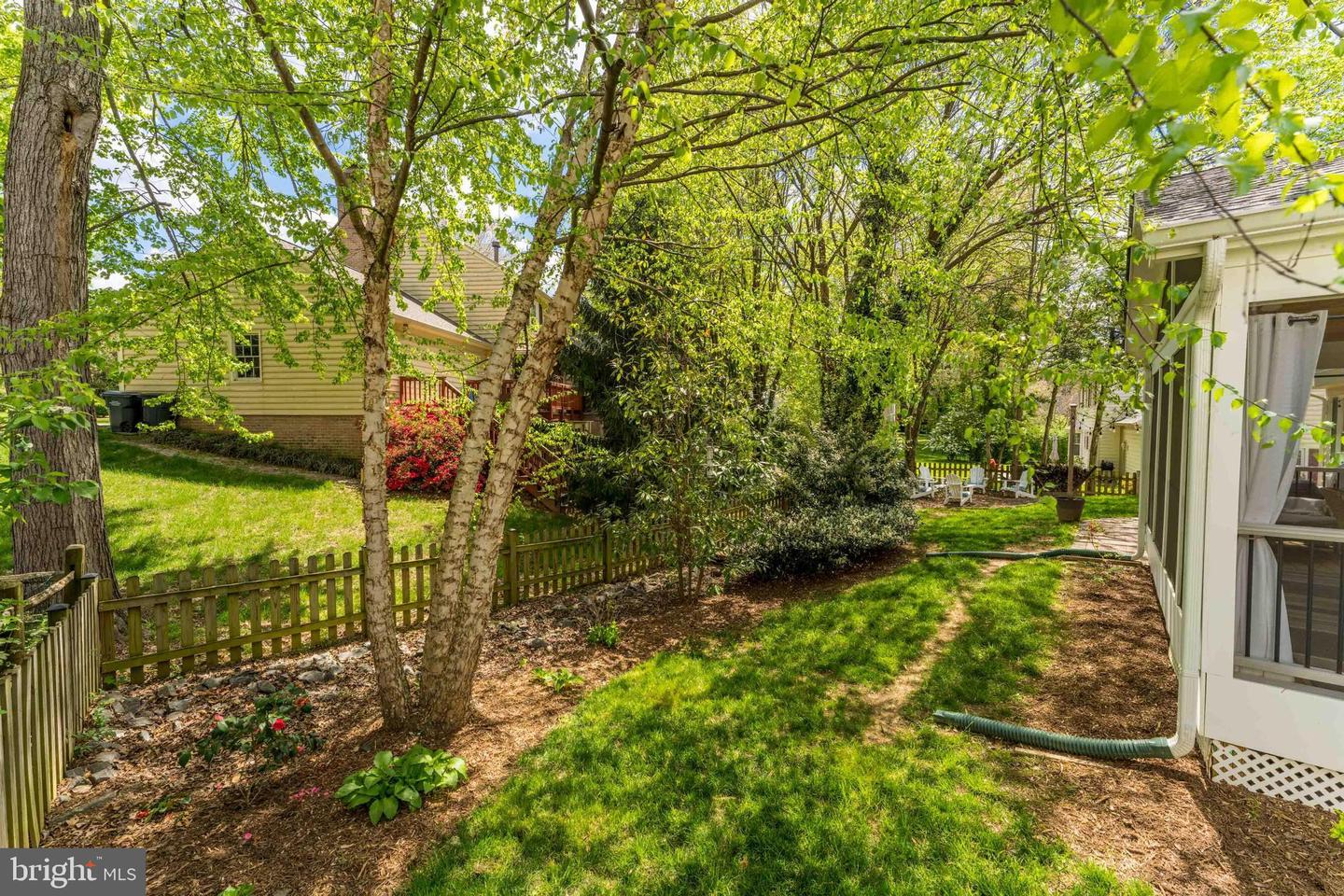 9013 PARLIAMENT DR, BURKE, Virginia 22015, 5 Bedrooms Bedrooms, ,2 BathroomsBathrooms,Residential,For sale,9013 PARLIAMENT DR,VAFX2234460 MLS # VAFX2234460