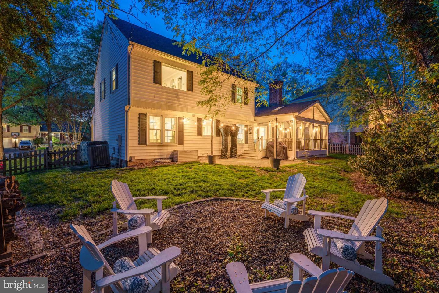 9013 PARLIAMENT DR, BURKE, Virginia 22015, 5 Bedrooms Bedrooms, ,2 BathroomsBathrooms,Residential,For sale,9013 PARLIAMENT DR,VAFX2234460 MLS # VAFX2234460