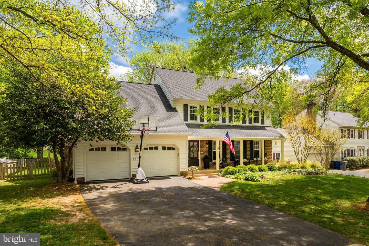 9013 PARLIAMENT DR, BURKE, Virginia 22015, 5 Bedrooms Bedrooms, ,2 BathroomsBathrooms,Residential,For sale,9013 PARLIAMENT DR,VAFX2234460 MLS # VAFX2234460