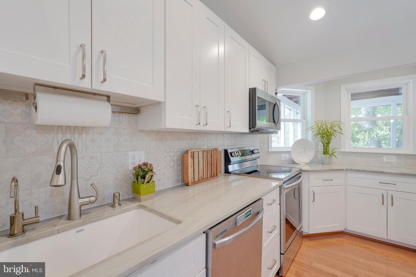 12701 BRADWELL RD, HERNDON, Virginia 20171, 4 Bedrooms Bedrooms, ,2 BathroomsBathrooms,Residential,For sale,12701 BRADWELL RD,VAFX2234498 MLS # VAFX2234498