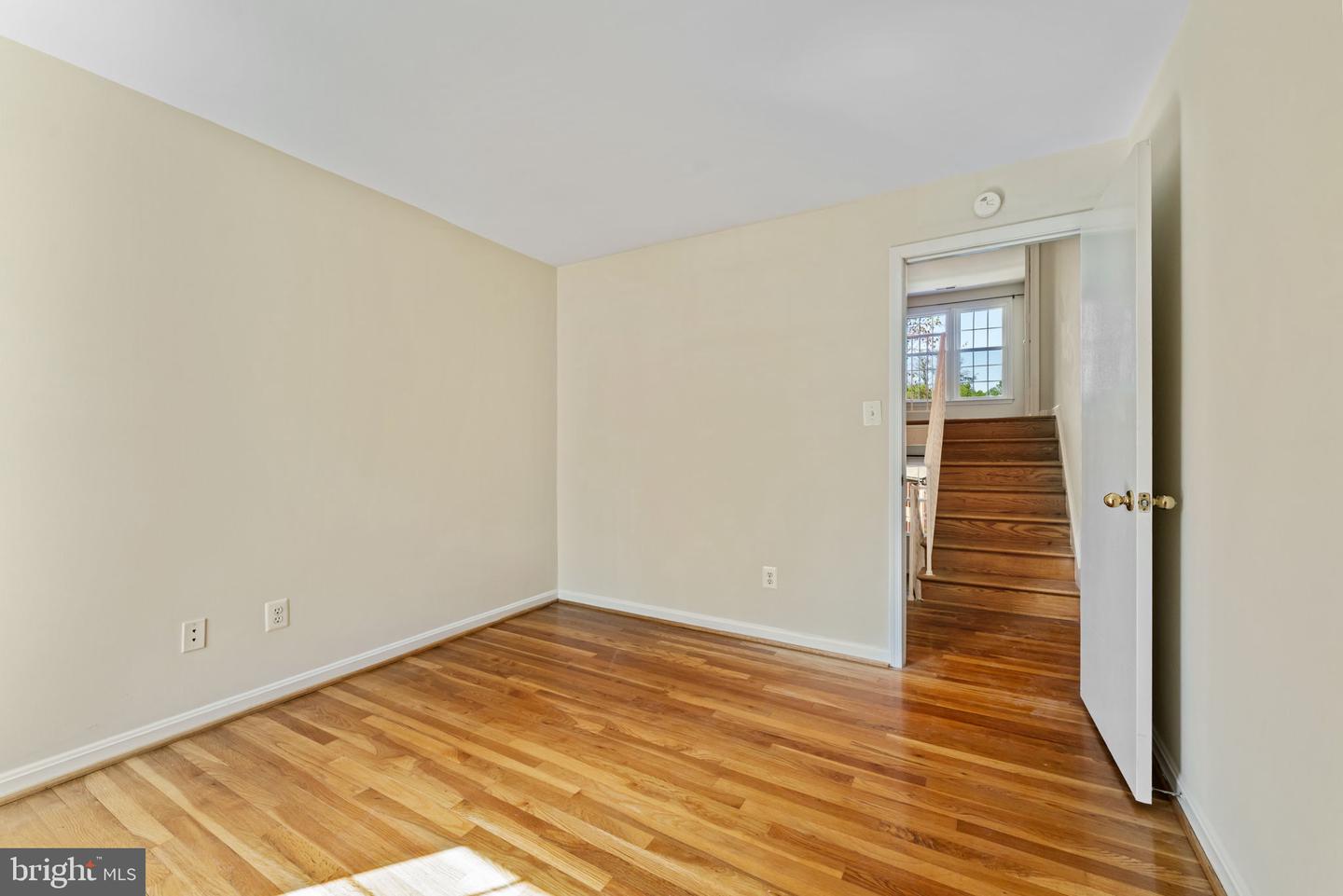 6628 MIDHILL PL, FALLS CHURCH, Virginia 22043, 3 Bedrooms Bedrooms, ,2 BathroomsBathrooms,Residential,For sale,6628 MIDHILL PL,VAFX2234370 MLS # VAFX2234370