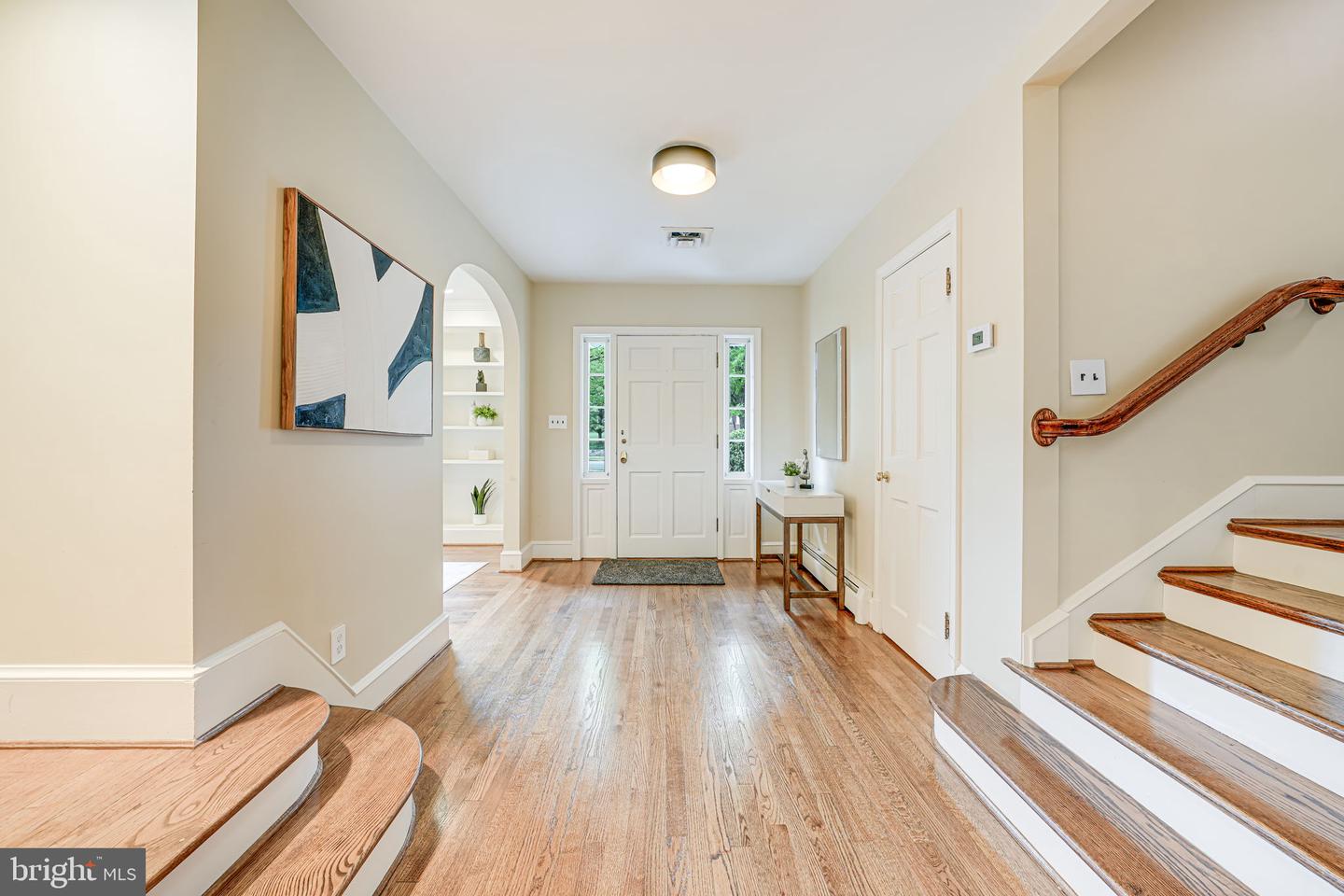 1419 JANNEYS LN, ALEXANDRIA, Virginia 22302, 3 Bedrooms Bedrooms, ,3 BathroomsBathrooms,Residential,For sale,1419 JANNEYS LN,VAAX2044180 MLS # VAAX2044180