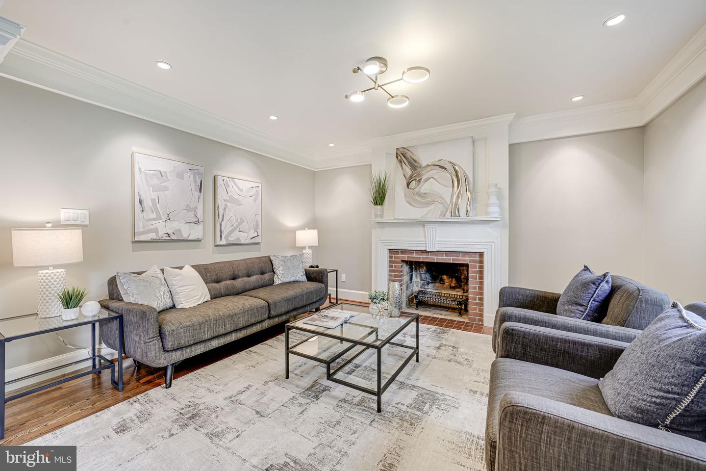 1419 JANNEYS LN, ALEXANDRIA, Virginia 22302, 3 Bedrooms Bedrooms, ,3 BathroomsBathrooms,Residential,For sale,1419 JANNEYS LN,VAAX2044180 MLS # VAAX2044180