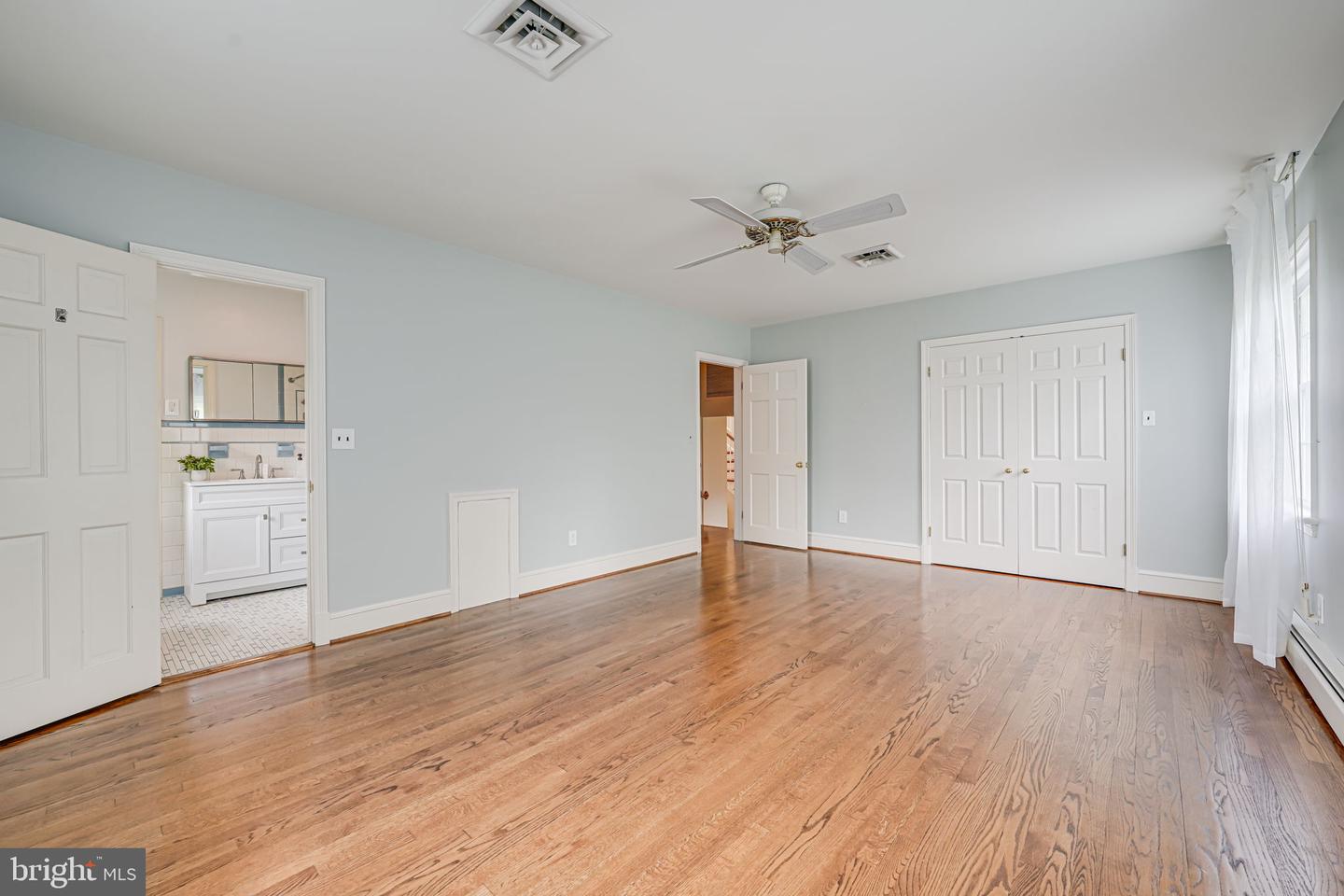 1419 JANNEYS LN, ALEXANDRIA, Virginia 22302, 3 Bedrooms Bedrooms, ,3 BathroomsBathrooms,Residential,For sale,1419 JANNEYS LN,VAAX2044180 MLS # VAAX2044180