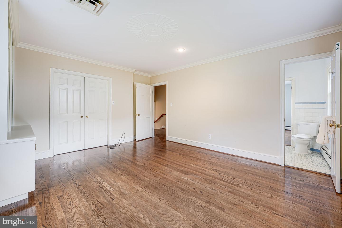 1419 JANNEYS LN, ALEXANDRIA, Virginia 22302, 3 Bedrooms Bedrooms, ,3 BathroomsBathrooms,Residential,For sale,1419 JANNEYS LN,VAAX2044180 MLS # VAAX2044180