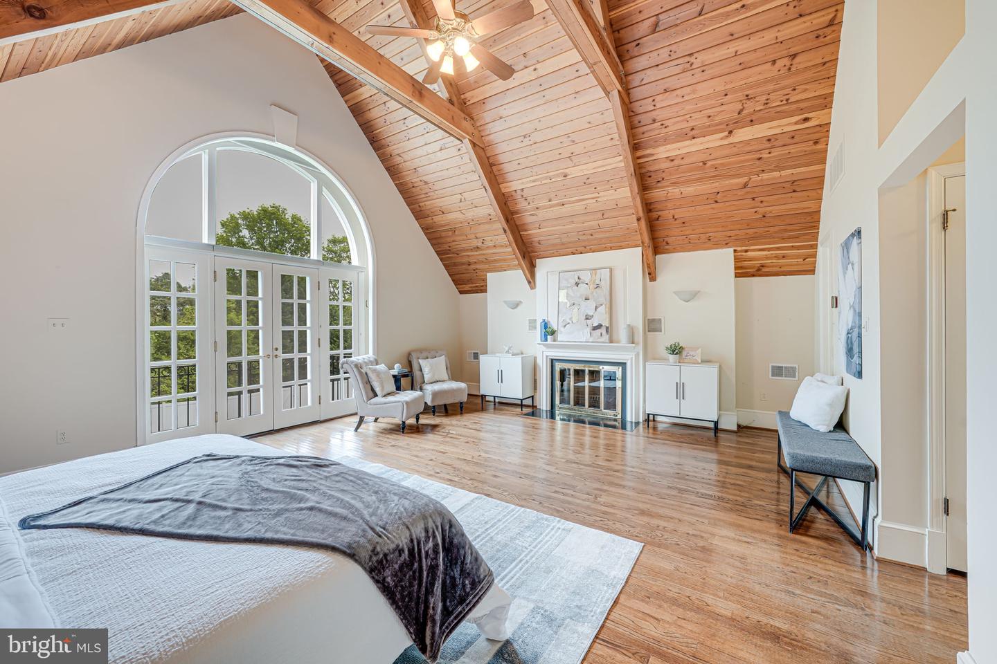 1419 JANNEYS LN, ALEXANDRIA, Virginia 22302, 3 Bedrooms Bedrooms, ,3 BathroomsBathrooms,Residential,For sale,1419 JANNEYS LN,VAAX2044180 MLS # VAAX2044180