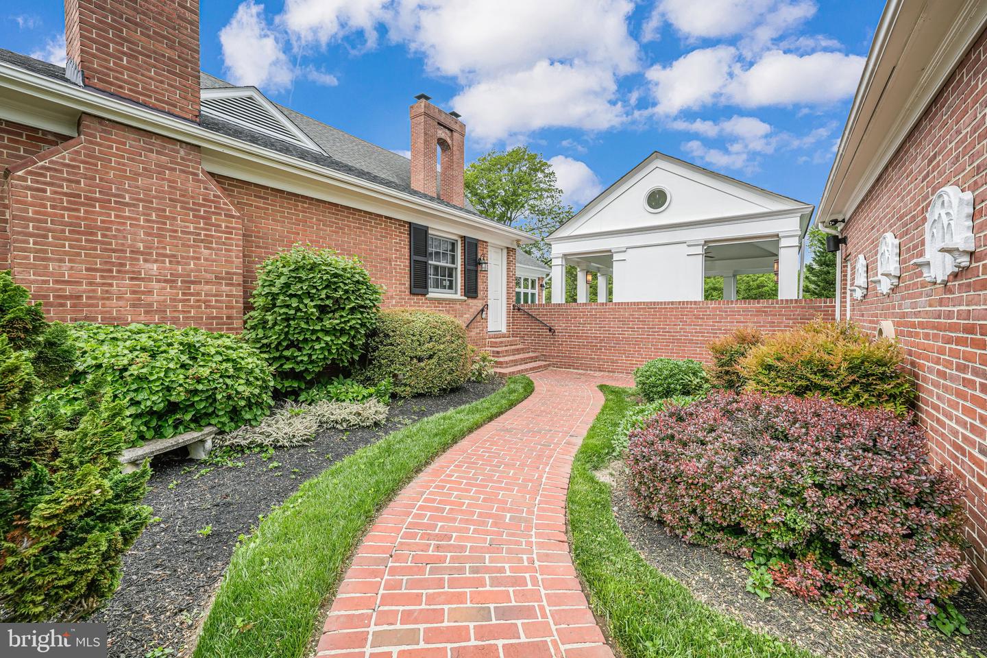 1419 JANNEYS LN, ALEXANDRIA, Virginia 22302, 3 Bedrooms Bedrooms, ,3 BathroomsBathrooms,Residential,For sale,1419 JANNEYS LN,VAAX2044180 MLS # VAAX2044180