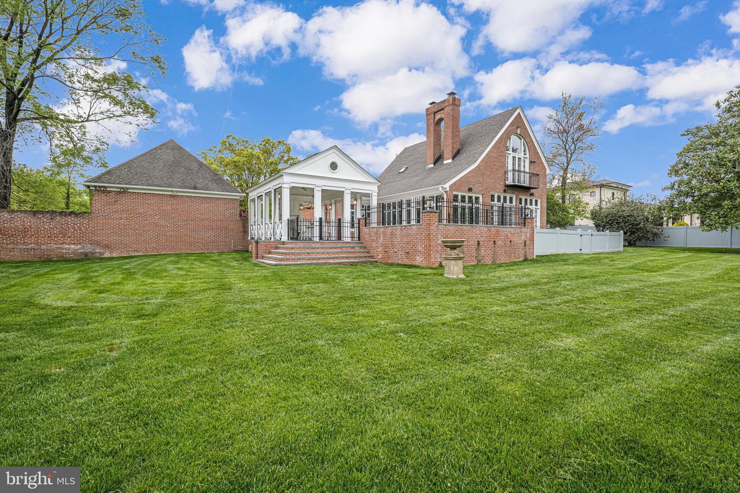 1419 JANNEYS LN, ALEXANDRIA, Virginia 22302, 3 Bedrooms Bedrooms, ,3 BathroomsBathrooms,Residential,For sale,1419 JANNEYS LN,VAAX2044180 MLS # VAAX2044180