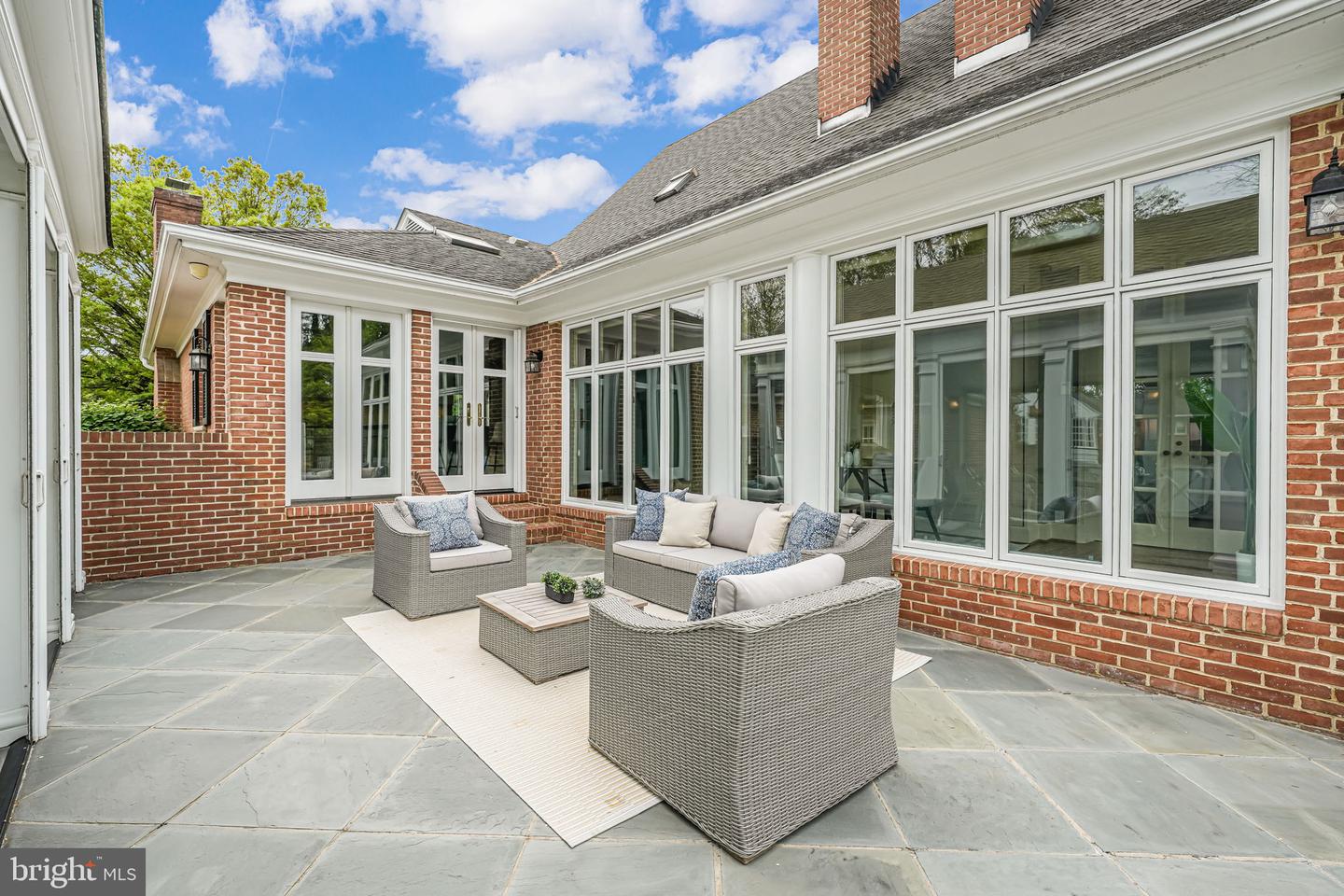 1419 JANNEYS LN, ALEXANDRIA, Virginia 22302, 3 Bedrooms Bedrooms, ,3 BathroomsBathrooms,Residential,For sale,1419 JANNEYS LN,VAAX2044180 MLS # VAAX2044180