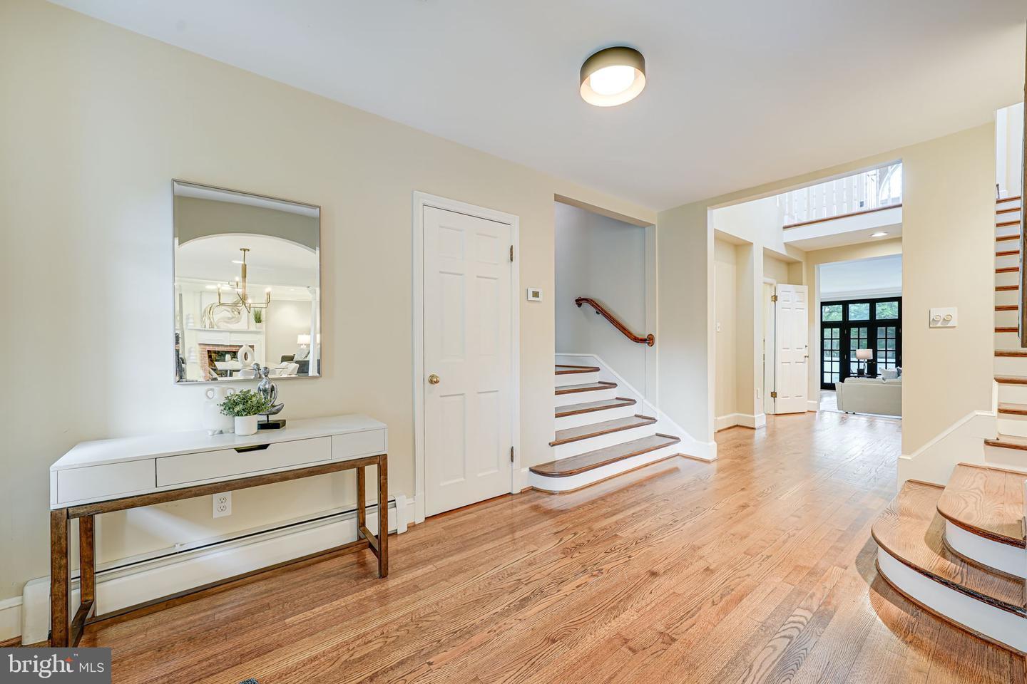 1419 JANNEYS LN, ALEXANDRIA, Virginia 22302, 3 Bedrooms Bedrooms, ,3 BathroomsBathrooms,Residential,For sale,1419 JANNEYS LN,VAAX2044180 MLS # VAAX2044180