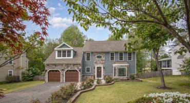 2239 AQUIA DR, STAFFORD, Virginia 22554, 4 Bedrooms Bedrooms, 14 Rooms Rooms,2 BathroomsBathrooms,Residential,For sale,2239 AQUIA DR,VAST2037882 MLS # VAST2037882