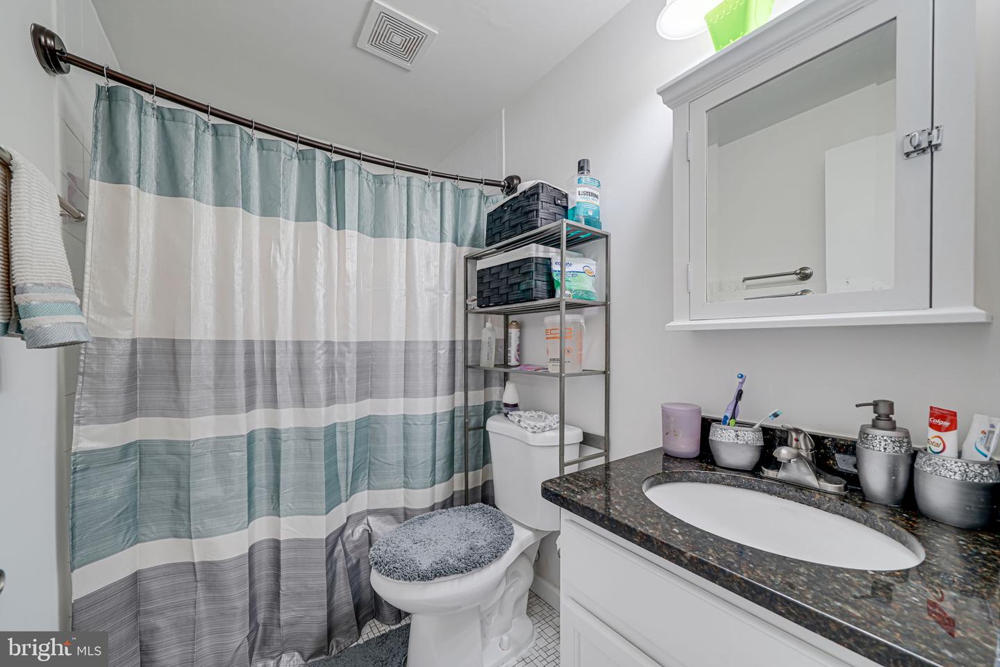 13764 MAHONEY DR, WOODBRIDGE, Virginia 22193, 5 Bedrooms Bedrooms, ,2 BathroomsBathrooms,Residential,For sale,13764 MAHONEY DR,VAPW2092166 MLS # VAPW2092166