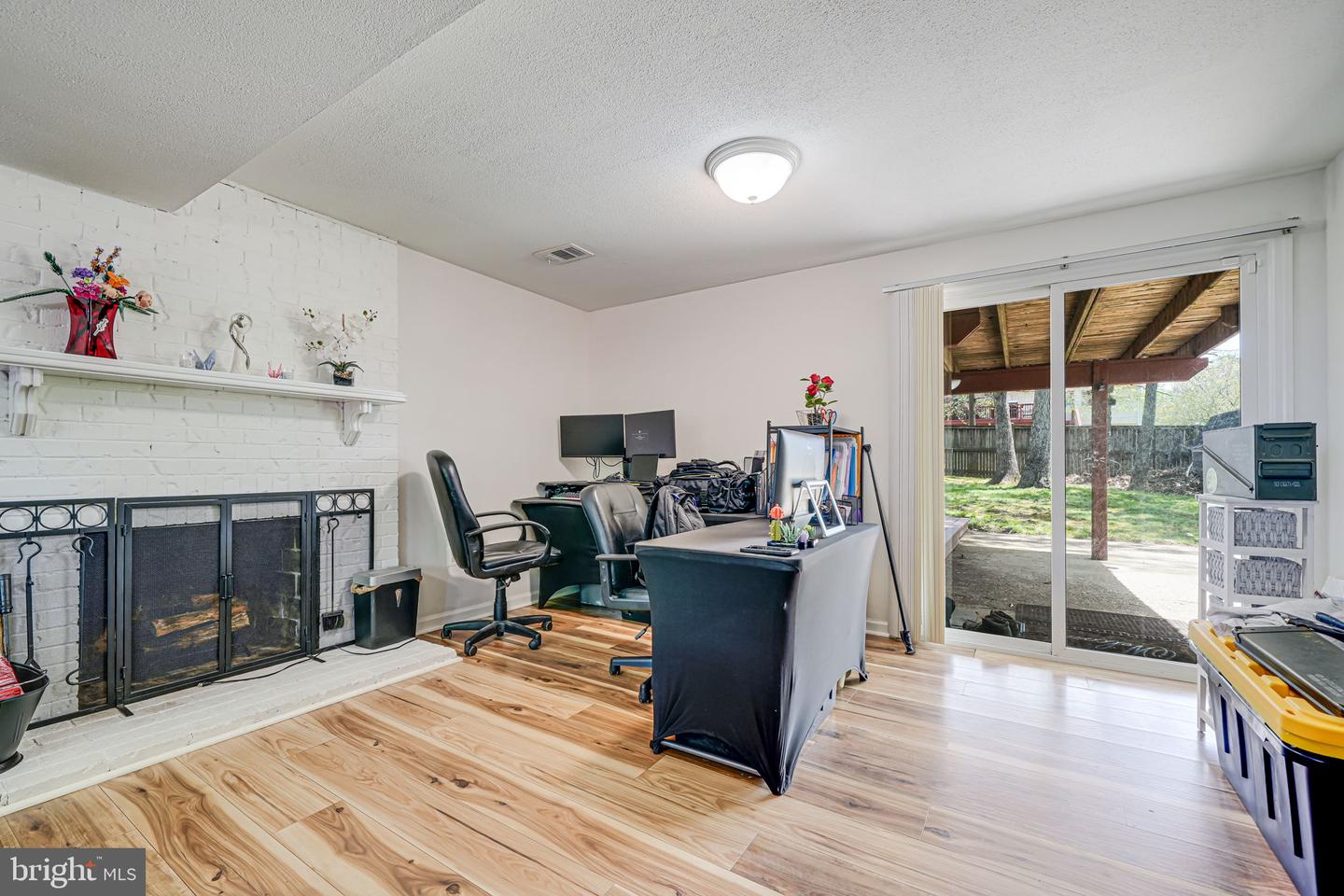 13764 MAHONEY DR, WOODBRIDGE, Virginia 22193, 5 Bedrooms Bedrooms, ,2 BathroomsBathrooms,Residential,For sale,13764 MAHONEY DR,VAPW2092166 MLS # VAPW2092166