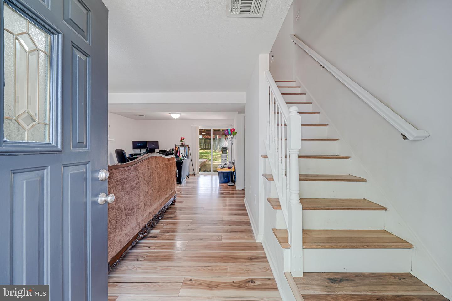 13764 MAHONEY DR, WOODBRIDGE, Virginia 22193, 5 Bedrooms Bedrooms, ,2 BathroomsBathrooms,Residential,For sale,13764 MAHONEY DR,VAPW2092166 MLS # VAPW2092166