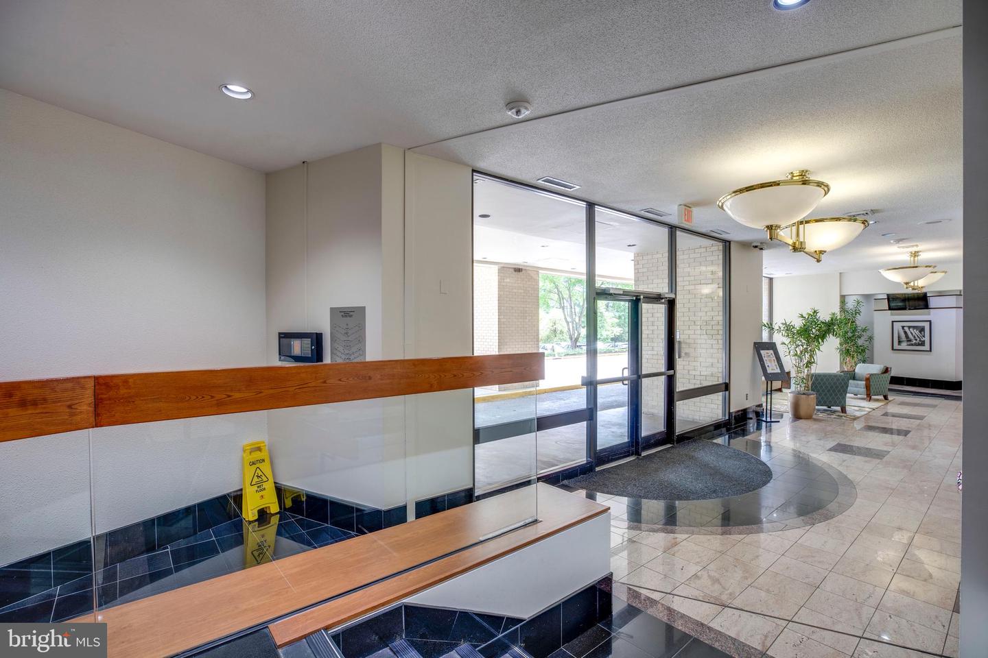 203 YOAKUM PKWY #1520, ALEXANDRIA, Virginia 22304, 2 Bedrooms Bedrooms, ,1 BathroomBathrooms,Residential,For sale,203 YOAKUM PKWY #1520,VAAX2044228 MLS # VAAX2044228