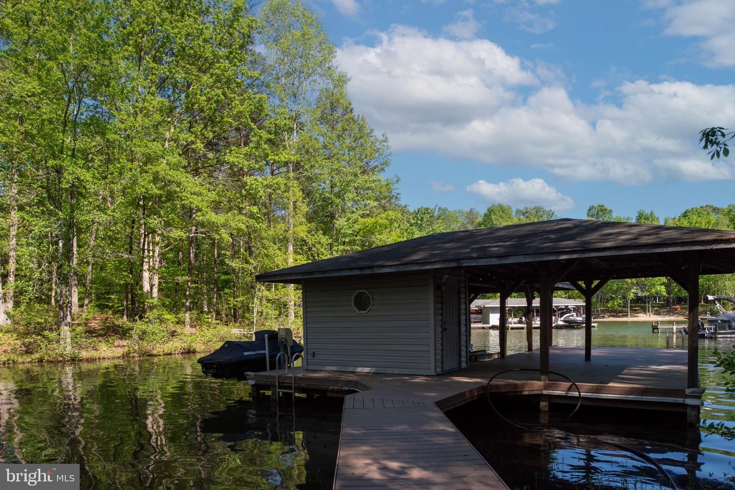 2307 WATERSIDE DR, BUMPASS, Virginia 23024, 5 Bedrooms Bedrooms, ,4 BathroomsBathrooms,Residential,For sale,2307 WATERSIDE DR,VASP2032318 MLS # VASP2032318