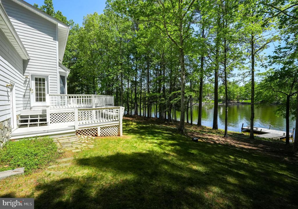 11217 FIELD CIR, SPOTSYLVANIA, Virginia 22551, 5 Bedrooms Bedrooms, ,3 BathroomsBathrooms,Residential,11217 FIELD CIR,VASP2032672 MLS # VASP2032672