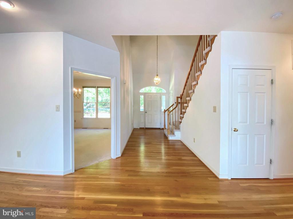 11217 FIELD CIR, SPOTSYLVANIA, Virginia 22551, 5 Bedrooms Bedrooms, ,3 BathroomsBathrooms,Residential,11217 FIELD CIR,VASP2032672 MLS # VASP2032672