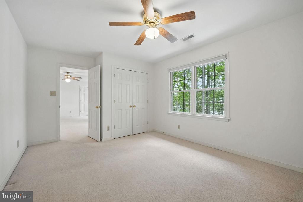11217 FIELD CIR, SPOTSYLVANIA, Virginia 22551, 5 Bedrooms Bedrooms, ,3 BathroomsBathrooms,Residential,11217 FIELD CIR,VASP2032672 MLS # VASP2032672
