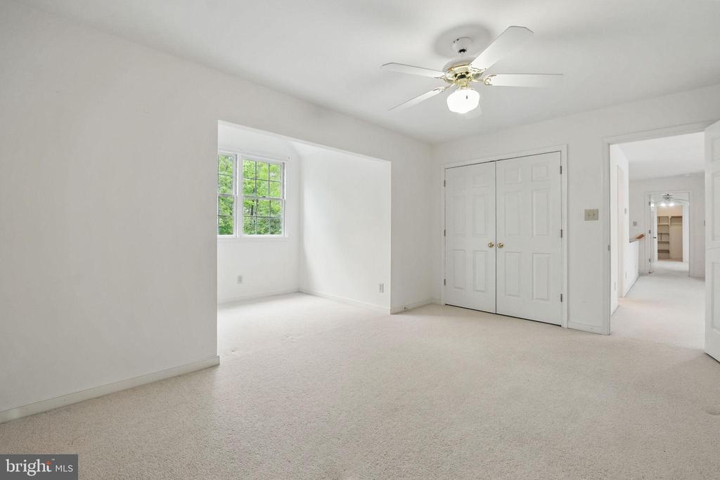 11217 FIELD CIR, SPOTSYLVANIA, Virginia 22551, 5 Bedrooms Bedrooms, ,3 BathroomsBathrooms,Residential,11217 FIELD CIR,VASP2032672 MLS # VASP2032672