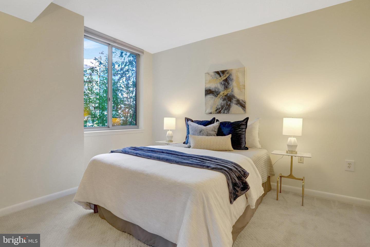 851 N GLEBE RD #321, ARLINGTON, Virginia 22203, 1 Bedroom Bedrooms, ,1 BathroomBathrooms,Residential,For sale,851 N GLEBE RD #321,VAAR2056154 MLS # VAAR2056154
