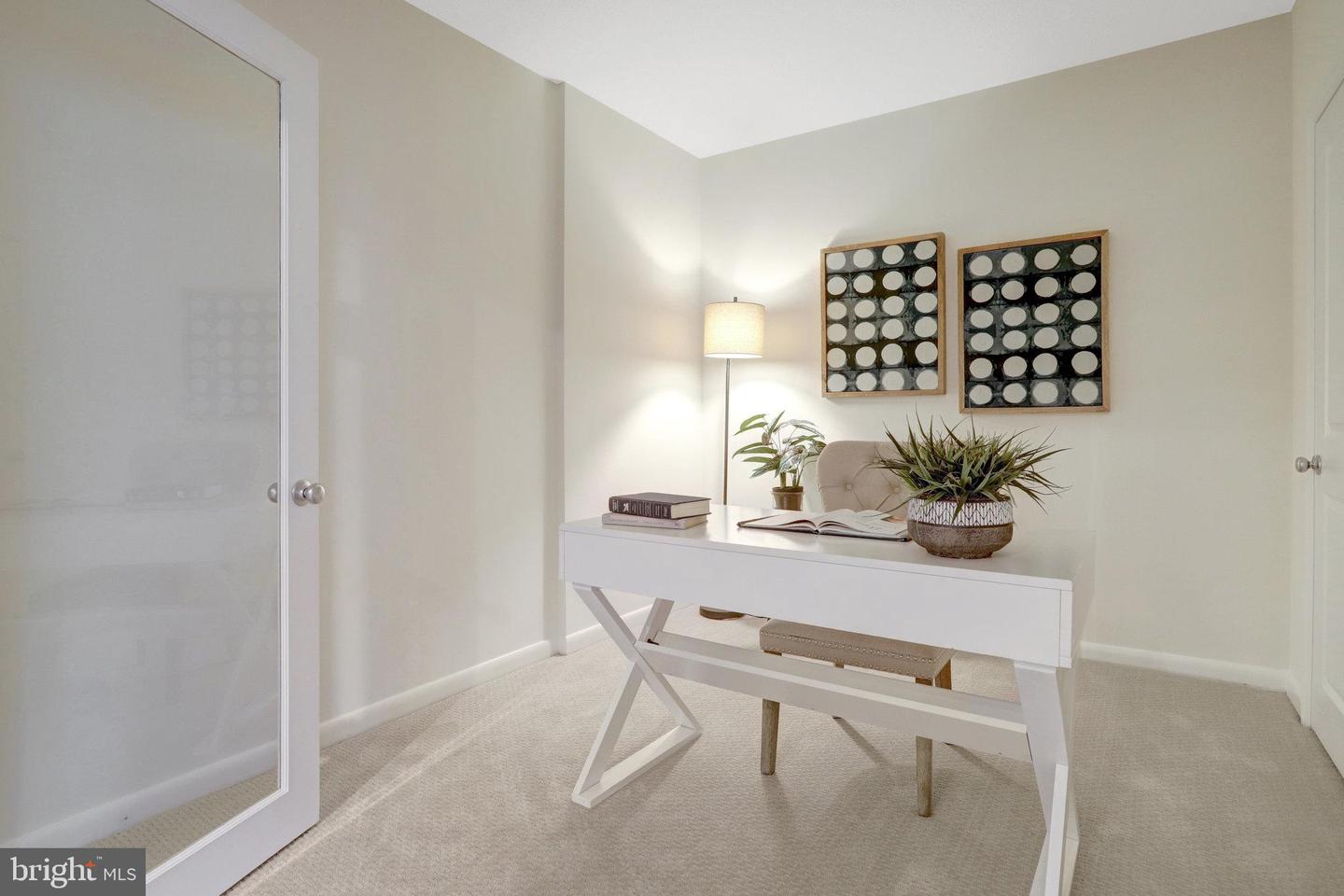 851 N GLEBE RD #321, ARLINGTON, Virginia 22203, 1 Bedroom Bedrooms, ,1 BathroomBathrooms,Residential,For sale,851 N GLEBE RD #321,VAAR2056154 MLS # VAAR2056154