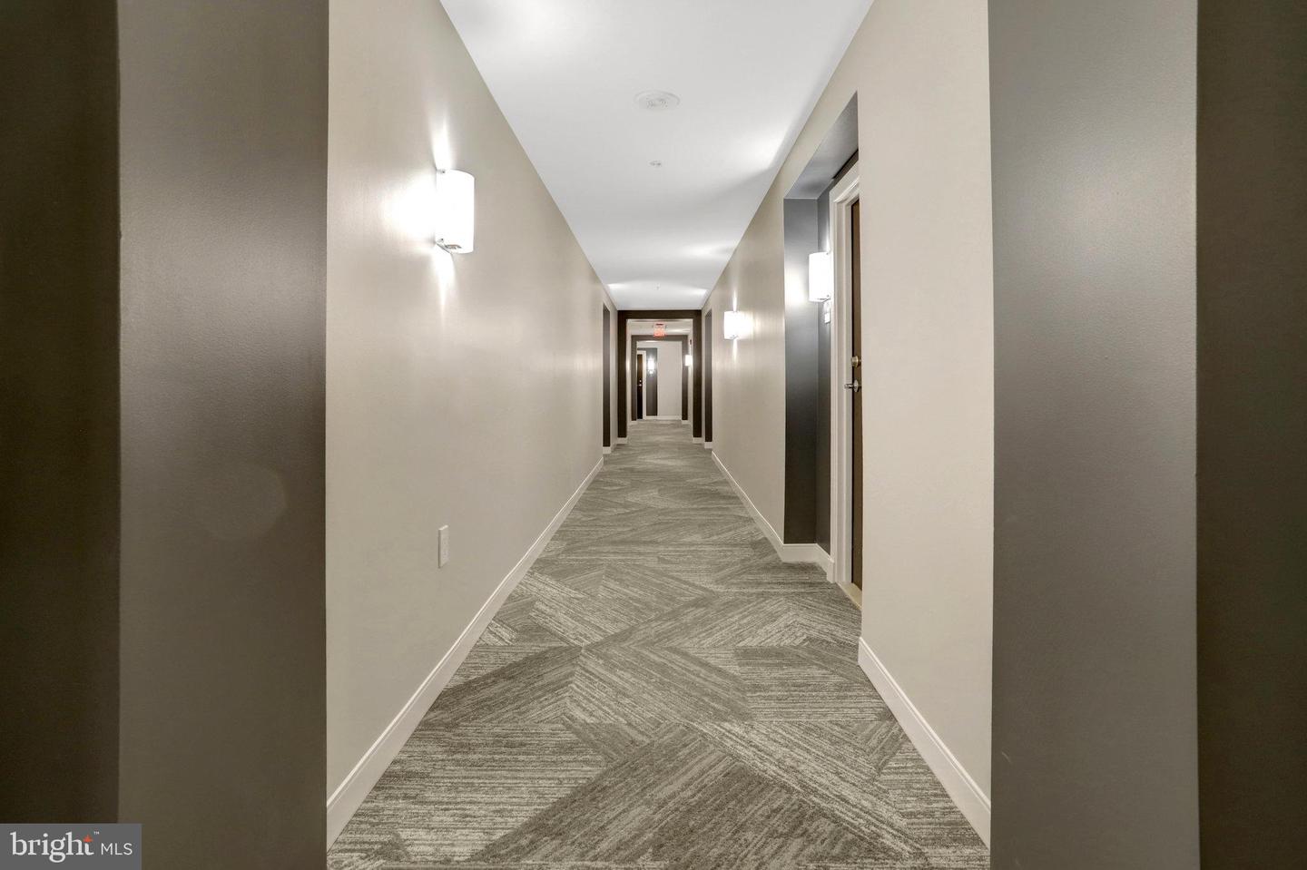 851 N GLEBE RD #321, ARLINGTON, Virginia 22203, 1 Bedroom Bedrooms, ,1 BathroomBathrooms,Residential,For sale,851 N GLEBE RD #321,VAAR2056154 MLS # VAAR2056154