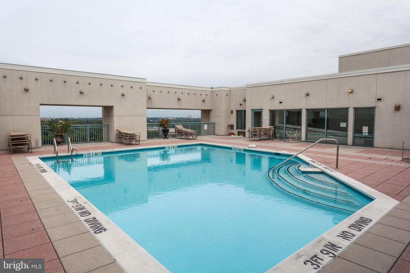 851 N GLEBE RD #321, ARLINGTON, Virginia 22203, 1 Bedroom Bedrooms, ,1 BathroomBathrooms,Residential,For sale,851 N GLEBE RD #321,VAAR2056154 MLS # VAAR2056154