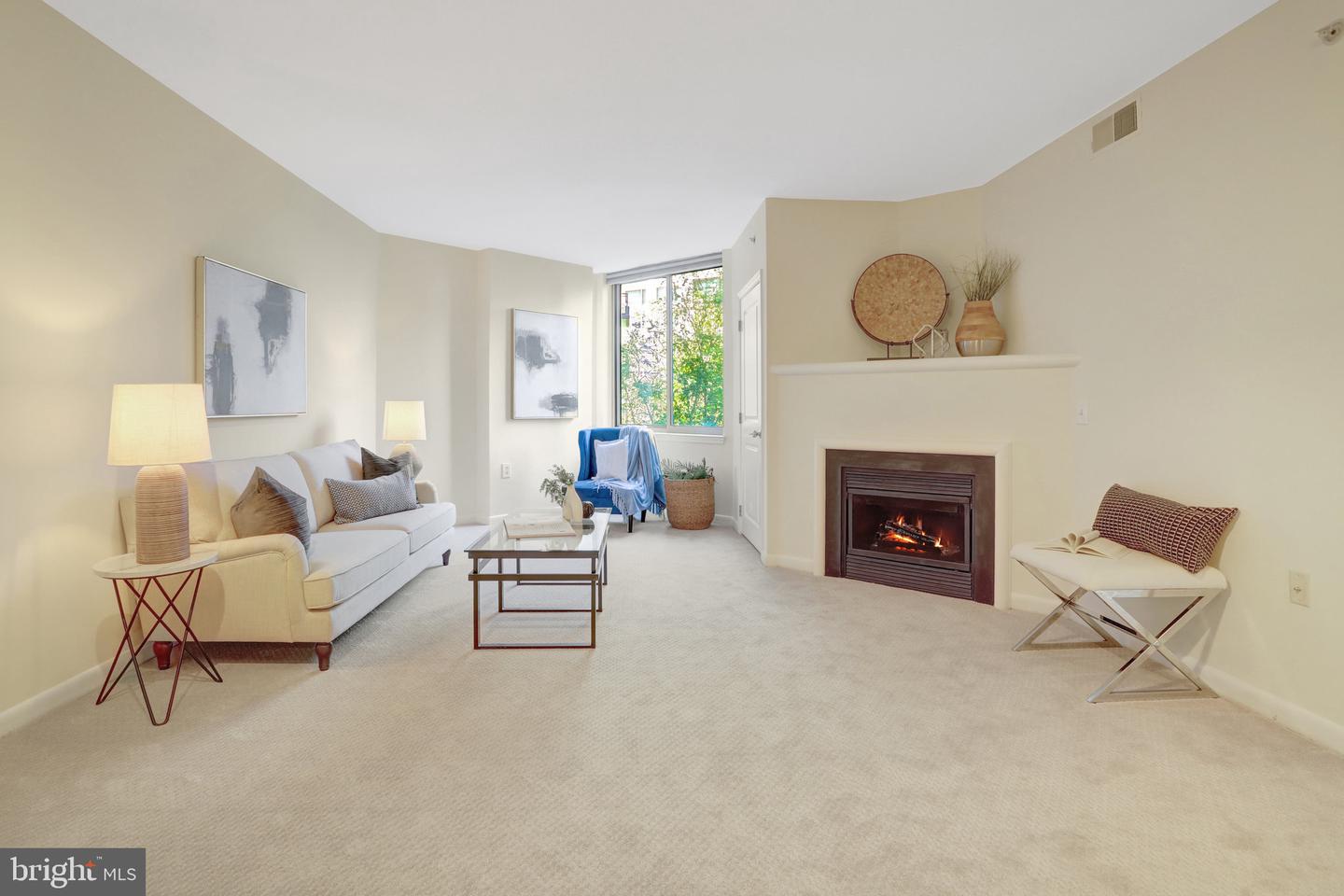 851 N GLEBE RD #321, ARLINGTON, Virginia 22203, 1 Bedroom Bedrooms, ,1 BathroomBathrooms,Residential,For sale,851 N GLEBE RD #321,VAAR2056154 MLS # VAAR2056154