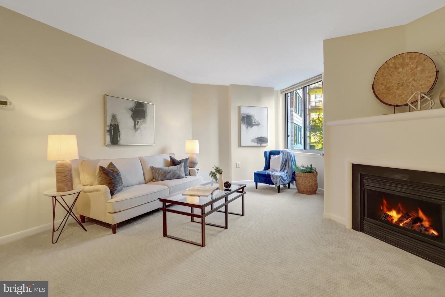 851 N GLEBE RD #321, ARLINGTON, Virginia 22203, 1 Bedroom Bedrooms, ,1 BathroomBathrooms,Residential,For sale,851 N GLEBE RD #321,VAAR2056154 MLS # VAAR2056154