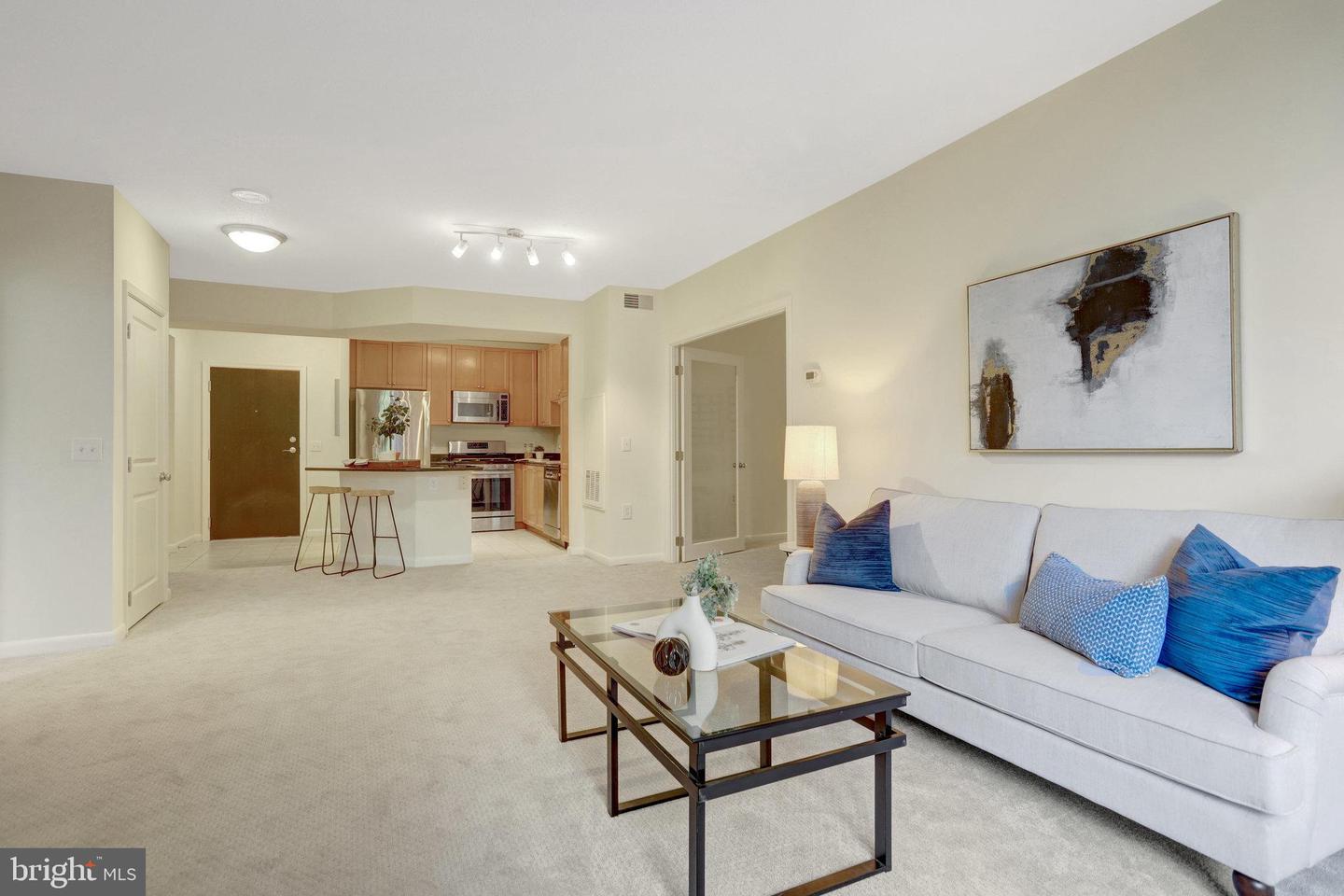 851 N GLEBE RD #321, ARLINGTON, Virginia 22203, 1 Bedroom Bedrooms, ,1 BathroomBathrooms,Residential,For sale,851 N GLEBE RD #321,VAAR2056154 MLS # VAAR2056154