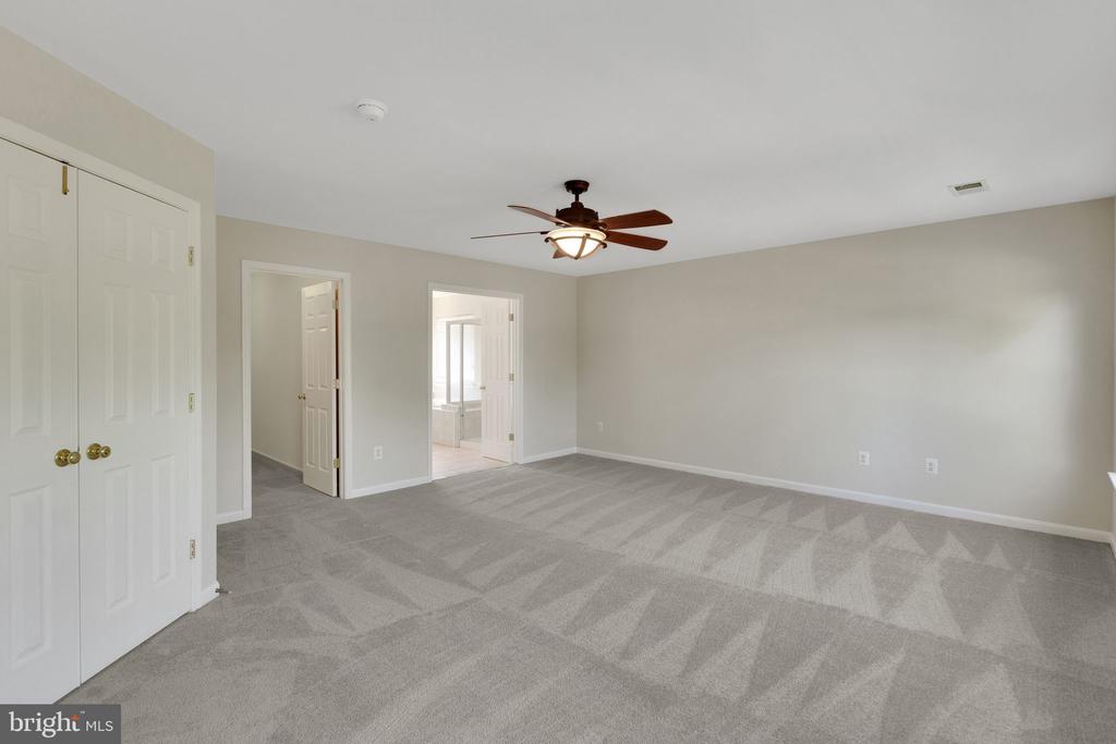 767 HOLLY LEAF RD, CULPEPER, Virginia 22701, 4 Bedrooms Bedrooms, ,3 BathroomsBathrooms,Residential,767 HOLLY LEAF RD,VACU2010448 MLS # VACU2010448