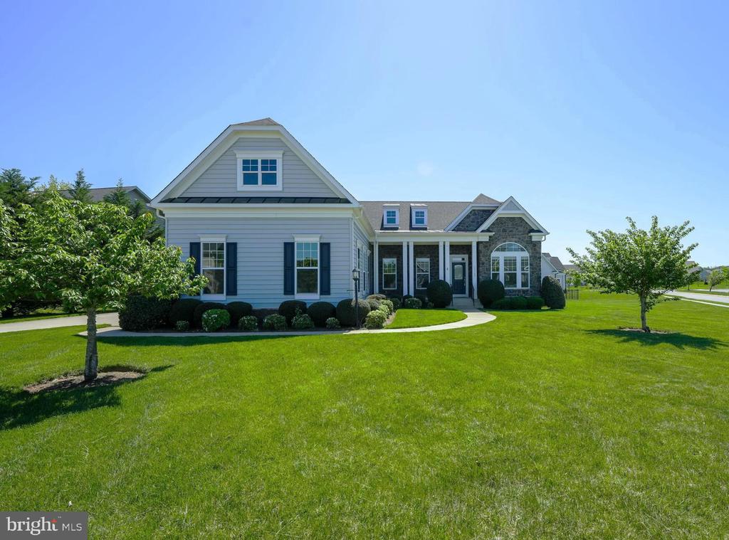 11708 EAGLE RIDGE DR, SPOTSYLVANIA, Virginia 22551, 5 Bedrooms Bedrooms, ,4 BathroomsBathrooms,Residential,11708 EAGLE RIDGE DR,VASP2032760 MLS # VASP2032760