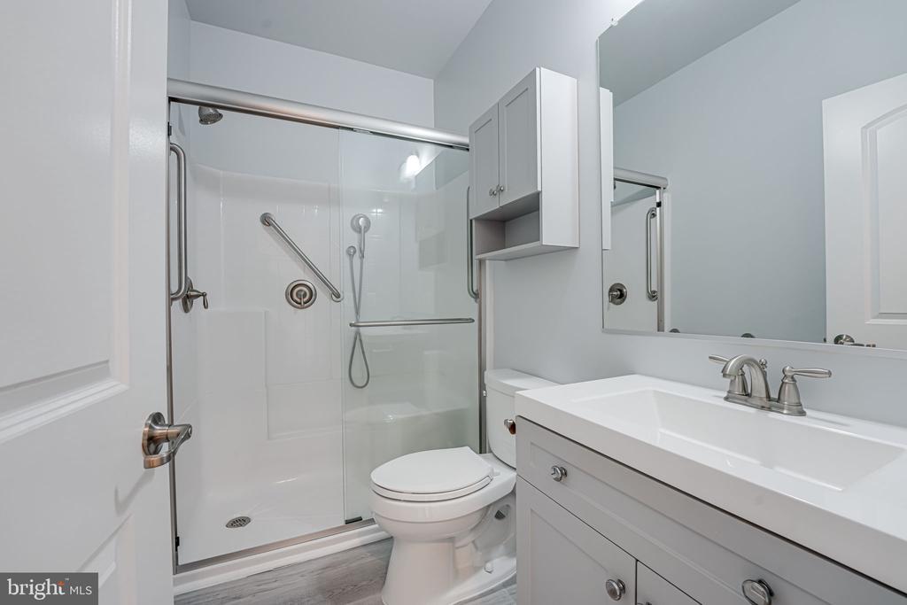 11708 EAGLE RIDGE DR, SPOTSYLVANIA, Virginia 22551, 5 Bedrooms Bedrooms, ,4 BathroomsBathrooms,Residential,11708 EAGLE RIDGE DR,VASP2032760 MLS # VASP2032760