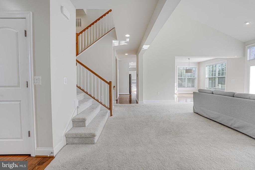 11708 EAGLE RIDGE DR, SPOTSYLVANIA, Virginia 22551, 5 Bedrooms Bedrooms, ,4 BathroomsBathrooms,Residential,11708 EAGLE RIDGE DR,VASP2032760 MLS # VASP2032760