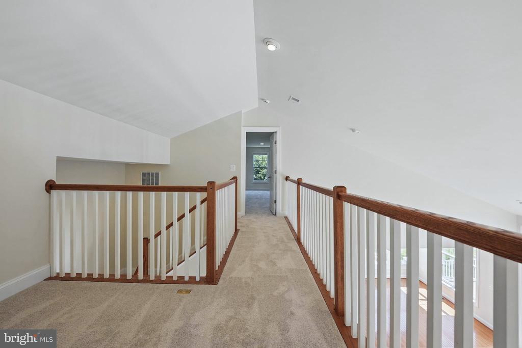 11708 EAGLE RIDGE DR, SPOTSYLVANIA, Virginia 22551, 5 Bedrooms Bedrooms, ,4 BathroomsBathrooms,Residential,11708 EAGLE RIDGE DR,VASP2032760 MLS # VASP2032760