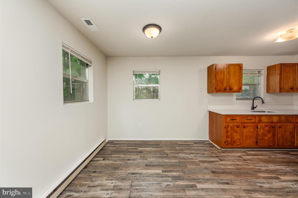 13003 INFANTRY DR, SPOTSYLVANIA, Virginia 22551, 3 Bedrooms Bedrooms, ,1 BathroomBathrooms,Residential,13003 INFANTRY DR,VASP2032714 MLS # VASP2032714