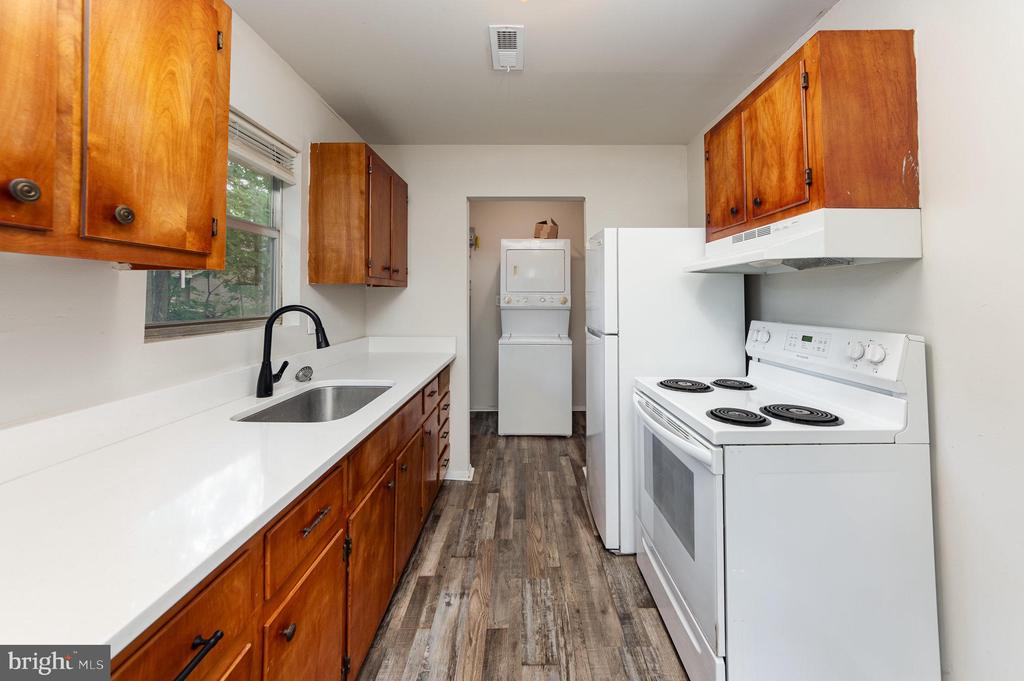 13003 INFANTRY DR, SPOTSYLVANIA, Virginia 22551, 3 Bedrooms Bedrooms, ,1 BathroomBathrooms,Residential,13003 INFANTRY DR,VASP2032714 MLS # VASP2032714
