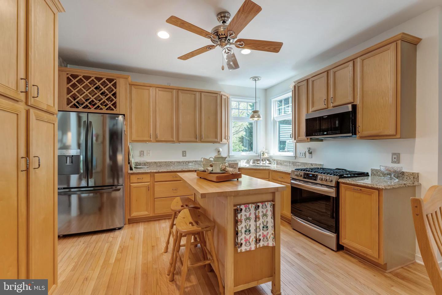 15525 WINDWARD CT, DUMFRIES, Virginia 22025, 4 Bedrooms Bedrooms, ,2 BathroomsBathrooms,Residential,For sale,15525 WINDWARD CT,VAPW2092248 MLS # VAPW2092248