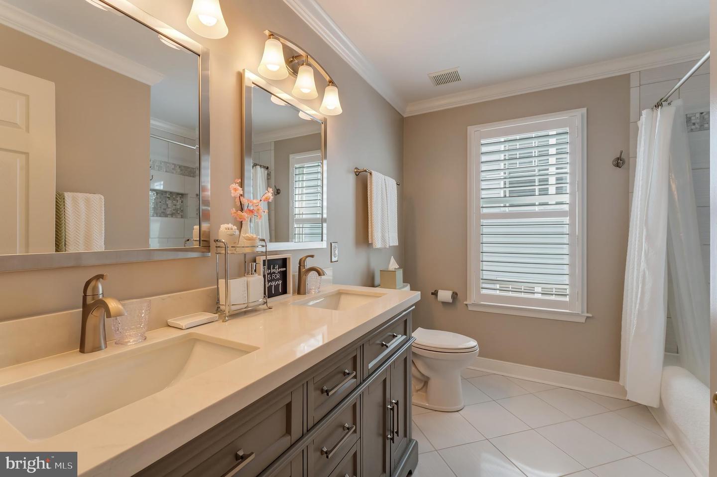 15525 WINDWARD CT, DUMFRIES, Virginia 22025, 4 Bedrooms Bedrooms, ,2 BathroomsBathrooms,Residential,For sale,15525 WINDWARD CT,VAPW2092248 MLS # VAPW2092248