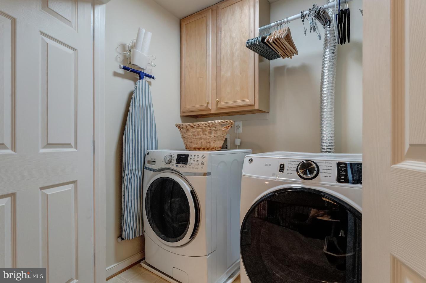 15525 WINDWARD CT, DUMFRIES, Virginia 22025, 4 Bedrooms Bedrooms, ,2 BathroomsBathrooms,Residential,For sale,15525 WINDWARD CT,VAPW2092248 MLS # VAPW2092248