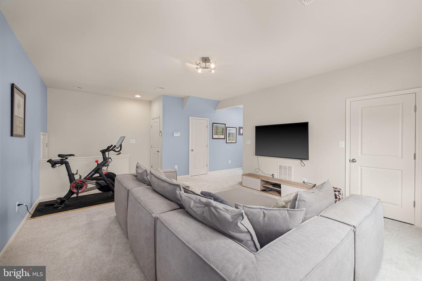 42294 PEREGRINE TER, BRAMBLETON, Virginia 20148, 4 Bedrooms Bedrooms, ,3 BathroomsBathrooms,Residential,For sale,42294 PEREGRINE TER,VALO2094182 MLS # VALO2094182
