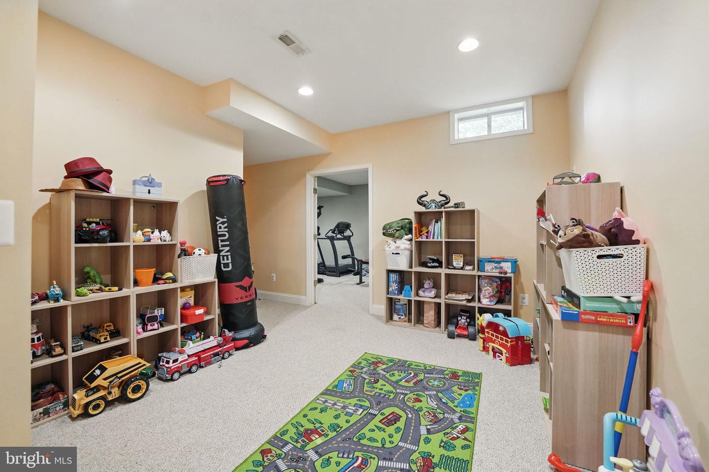 40729 CARRY BACK LN, LEESBURG, Virginia 20176, 4 Bedrooms Bedrooms, ,4 BathroomsBathrooms,Residential,For sale,40729 CARRY BACK LN,VALO2094184 MLS # VALO2094184