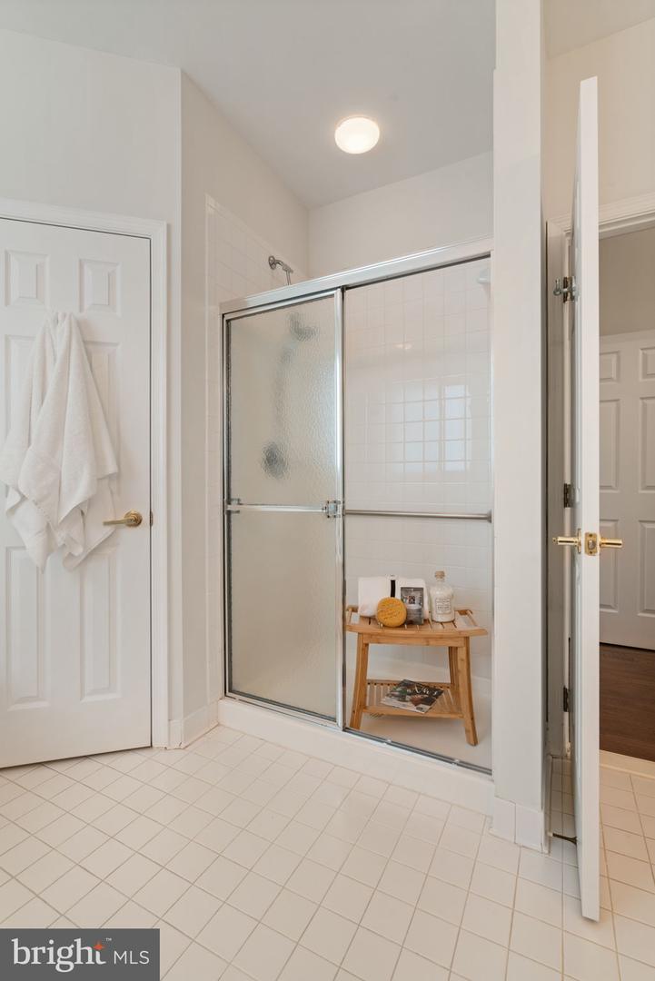 6906 BROADLEAF TER, GAINESVILLE, Virginia 20155, 3 Bedrooms Bedrooms, ,3 BathroomsBathrooms,Residential,For sale,6906 BROADLEAF TER,VAPW2092284 MLS # VAPW2092284